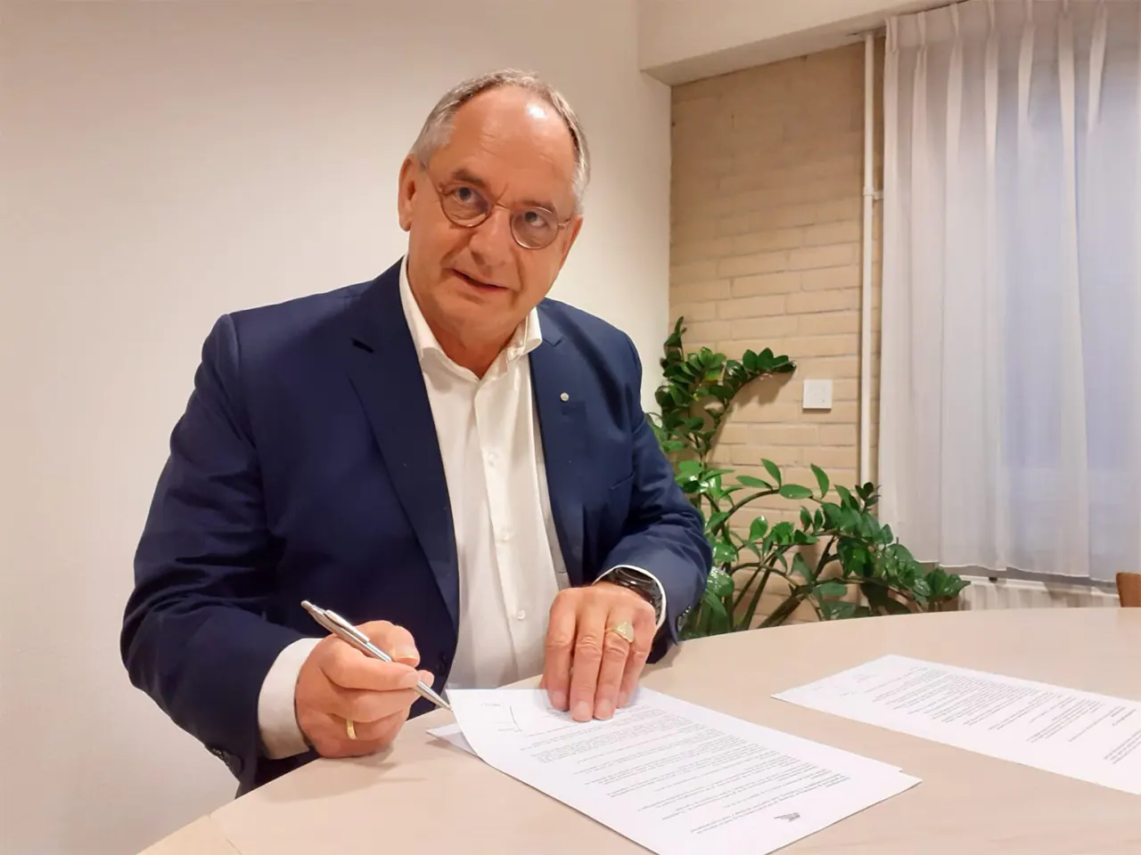 Ondertekenen van de anterieure overeenkomst | Hospice Krimpenerwaard